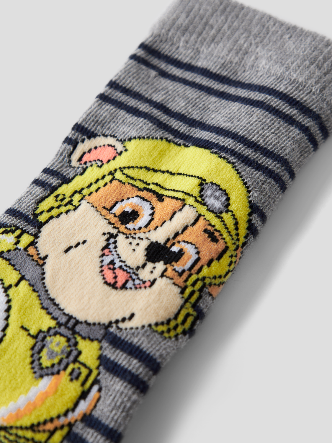 model_shot-front_full